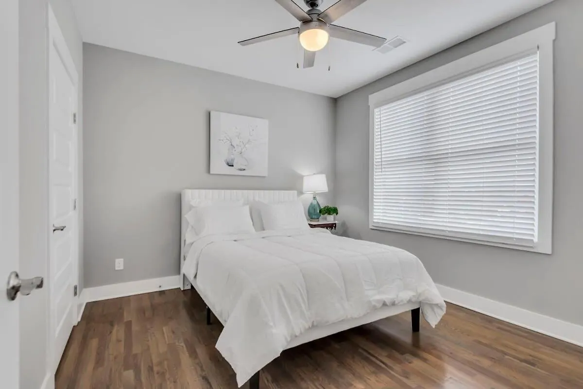 Modern Nations Condo - Walkable - 5 Mi Downtown Nashville United States